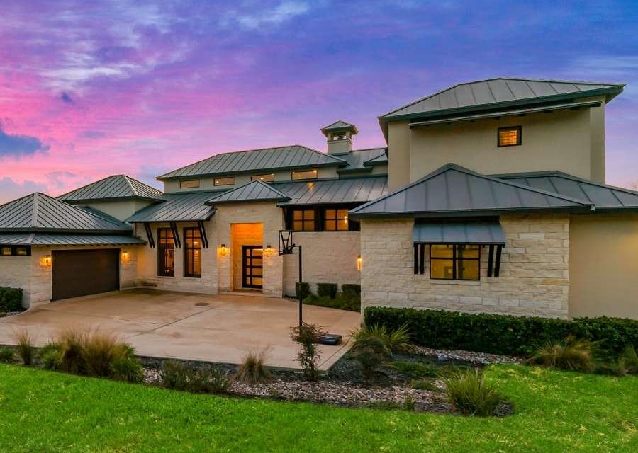 Homes for Sale in Castle Hills Over 1 Million